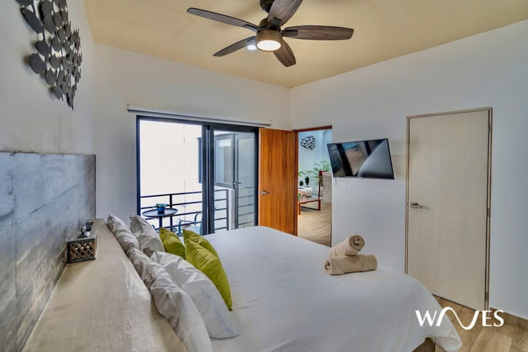 Room 4, 3Br Exclusive TH w Spacious Roof Private Pool, Cozumel