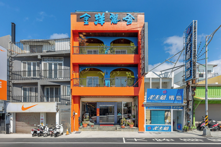 Exterior & Views 2, Golden Ocean Azure Hotel, Pingtung