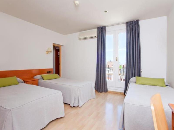 Bedroom 3, Everest, Barcelona