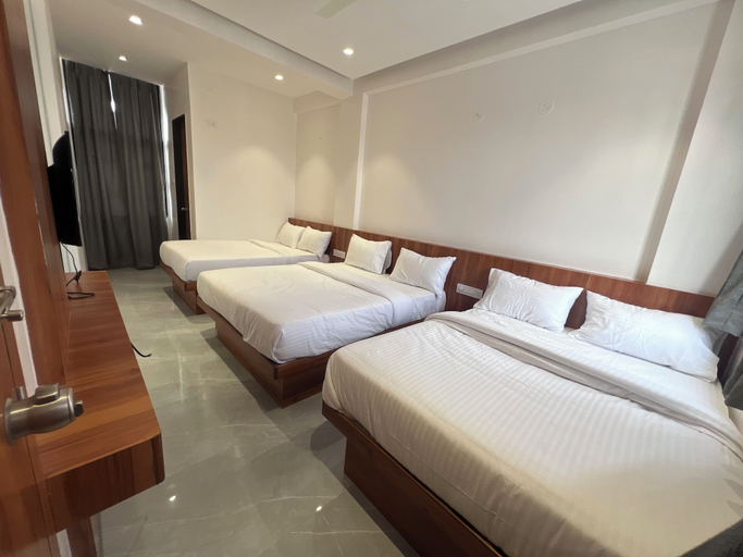 Bedroom 1, HOTEL RUDRAKSH, Ahmadnagar