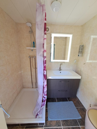 Bathroom, Natuurhuisje Uit de Kunst APPEL, Onderbanken