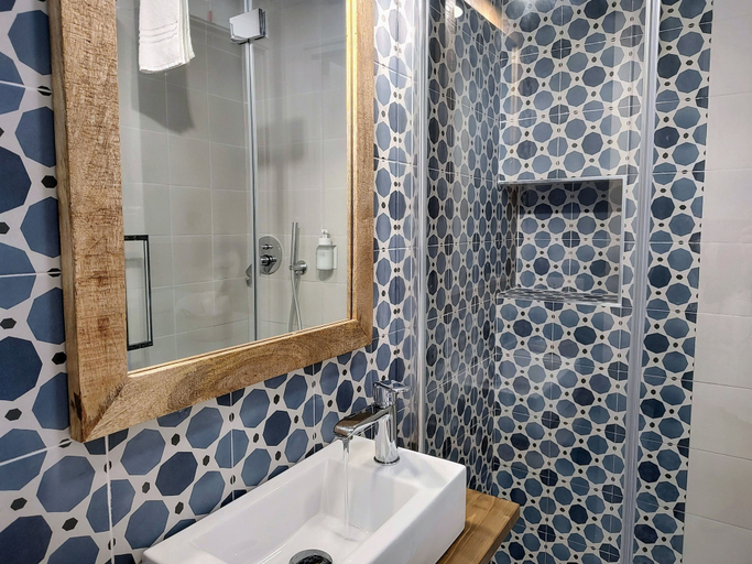 Bathroom 5, La Casa di ViBi, Cagliari