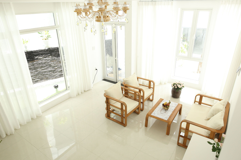 Public Area 2, La Habana House, Huế