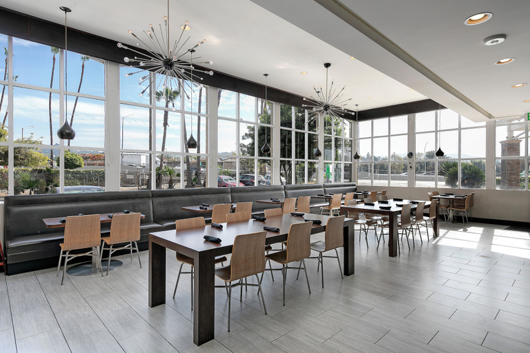 Food & Drinks 5, Pacific Stay Hotel, Los Angeles