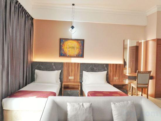 Bedroom 22