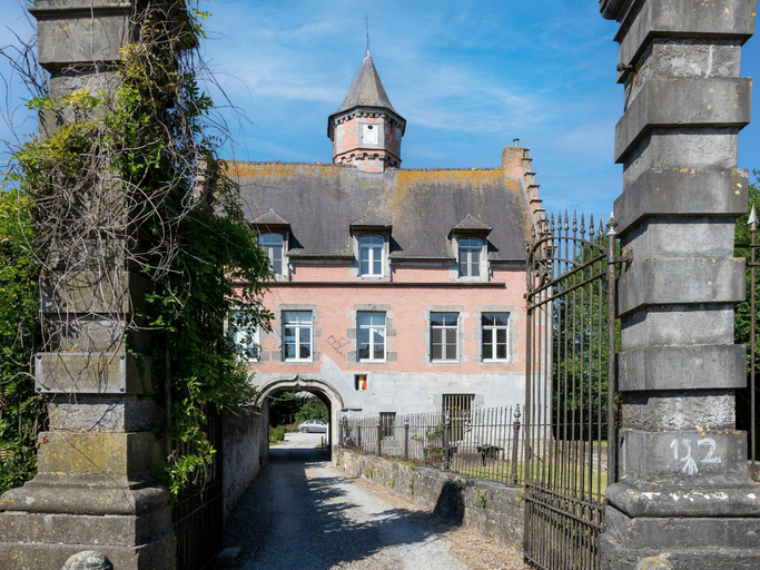 Miscellaneous, Cozy Comfort in Cerfontaine, Namur