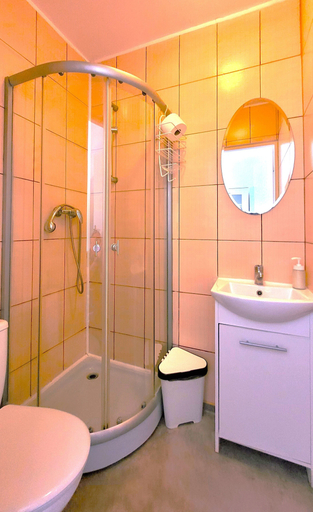 Bathroom 5, Central Station Hostel, Warsaw