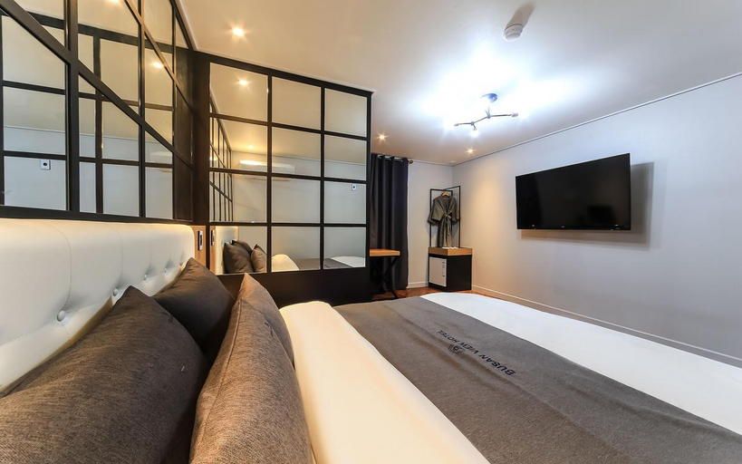Bedroom 23