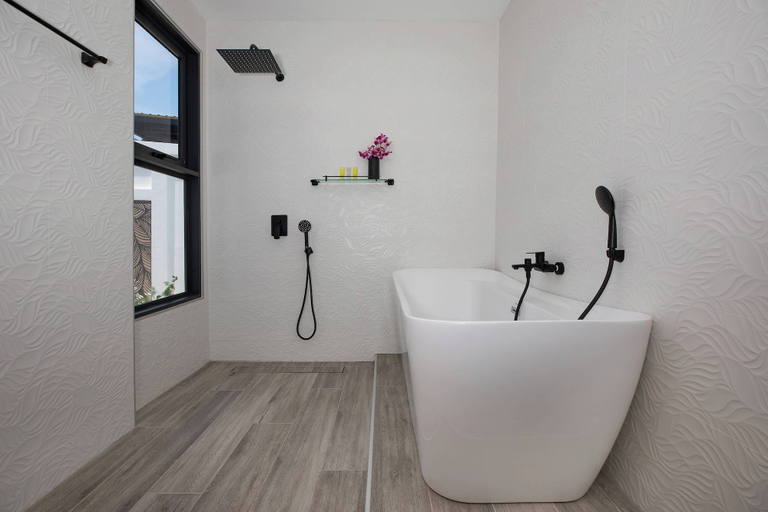 Bathroom 4, 17m Oxygen Pool Villa Sunset Garden 11, Phuket Island