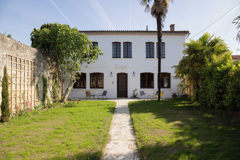 Exterior & Views 2, Maison et table d'hôtes le Camélia Blanc, Gironde