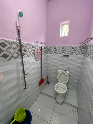 Bathroom 3, Dan's Homestay Bangau, Temerloh