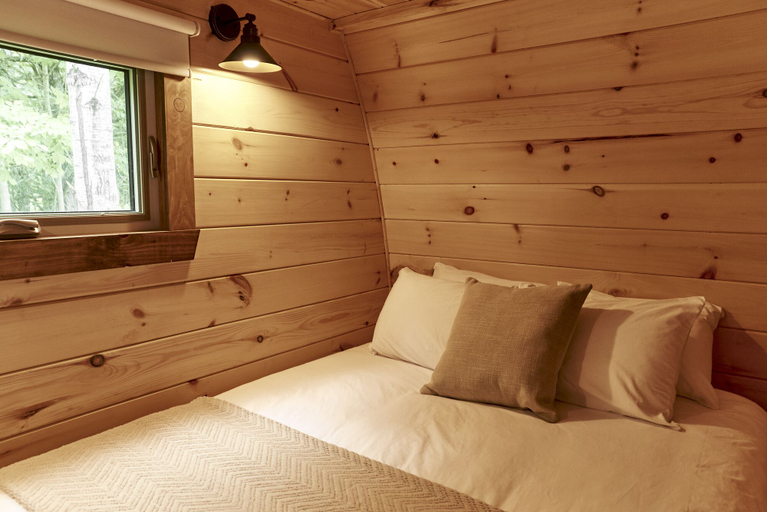 Bedroom 2, Parc Omega, Papineau