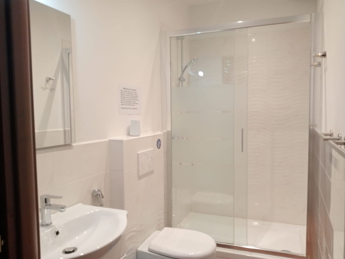 Room 4, Macci 29 Floor 1 in Firenze, Florence