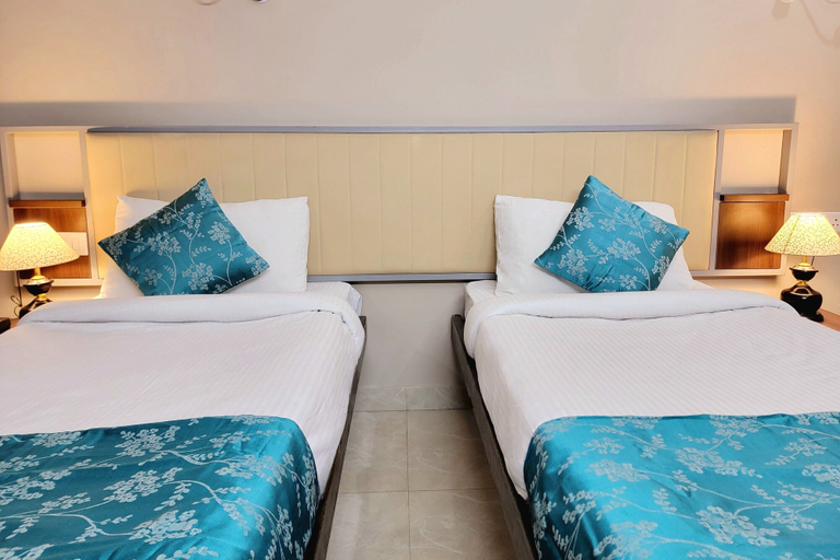 Bedroom 2, 1047 Vamsor heights, Gurgaon