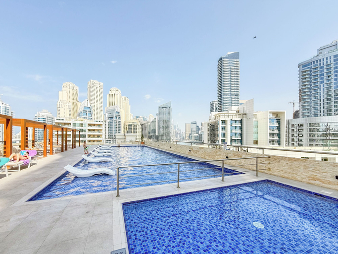 Sport & Beauty 5, Waterfront 3BR with Marina View at DEC, Dubai