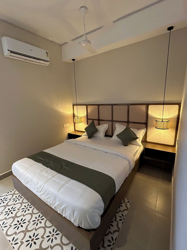 Bedroom, KALOS HOTEL, Kancheepuram
