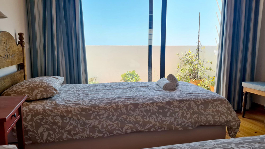 Bedroom 2, Albufeira Beach Cliffs House, Albufeira