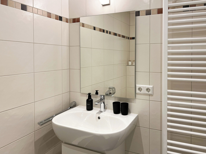 Bathroom 3, Villa Hubertus - Panorama Apartment, Breisgau-Hochschwarzwald