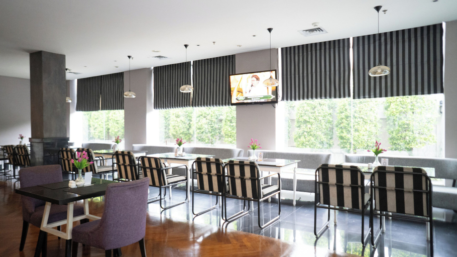 Food & Drinks 2, Diradja Hotel, South Jakarta
