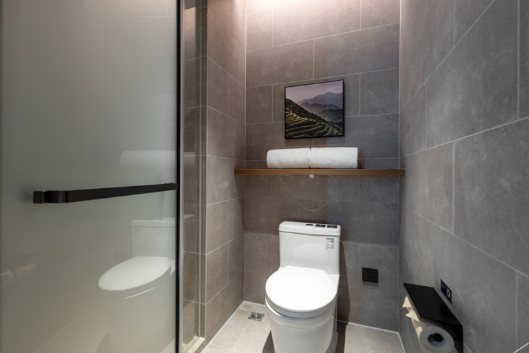 Bathroom 3, Atour Hotel Fengcheng High-speed Railway Station, Yichun