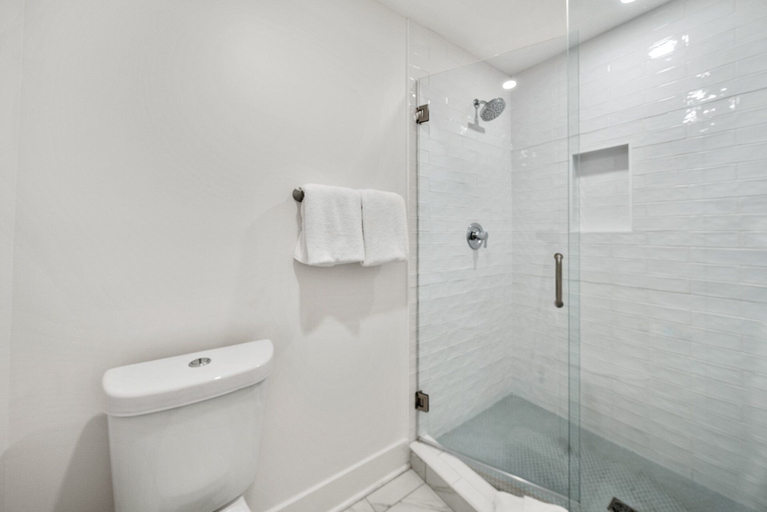 Bathroom 3, Seacrest - 6 - 2 Br townhouse by RedAwning, Walton