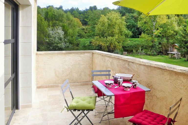 Balcony, Relaxing Home Near Pool in Malaucene, Vaucluse
