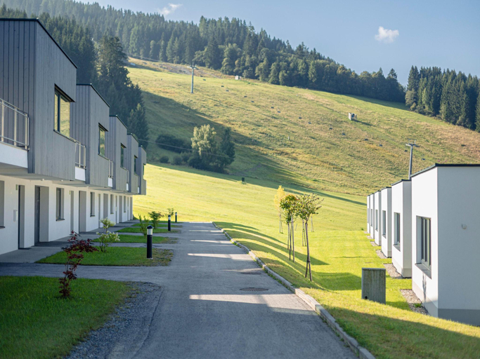 Exterior & Views 2, Pleasant Chalet on the ski Slopes, Murau