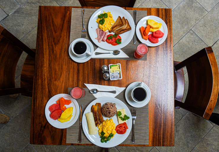 Food & Drinks 4, Hotel La Fortuna Lodge By Treebu Hotels, Paraíso