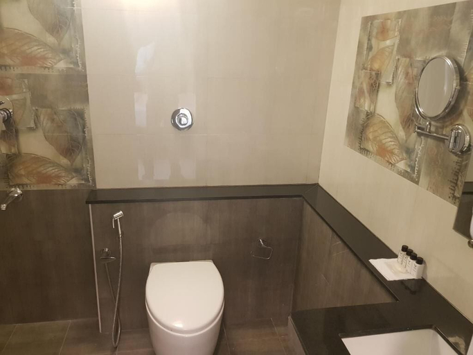 Bathroom 5, The Bull Boutique Hotel, Puducherry