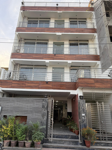 Exterior & Views 2, Mauryan Signature hotel with Airport View, Delhi