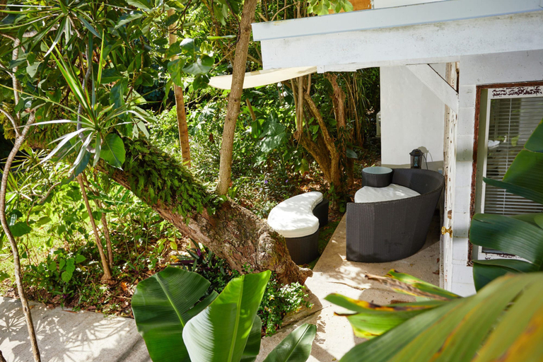 Room 3, Miami Pool Cottage, Miami-Dade