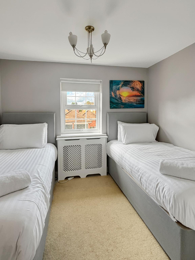 Bedroom 3, Large 5 Bedroom 3.5 Bathroom house garden/driveway, Nottinghamshire
