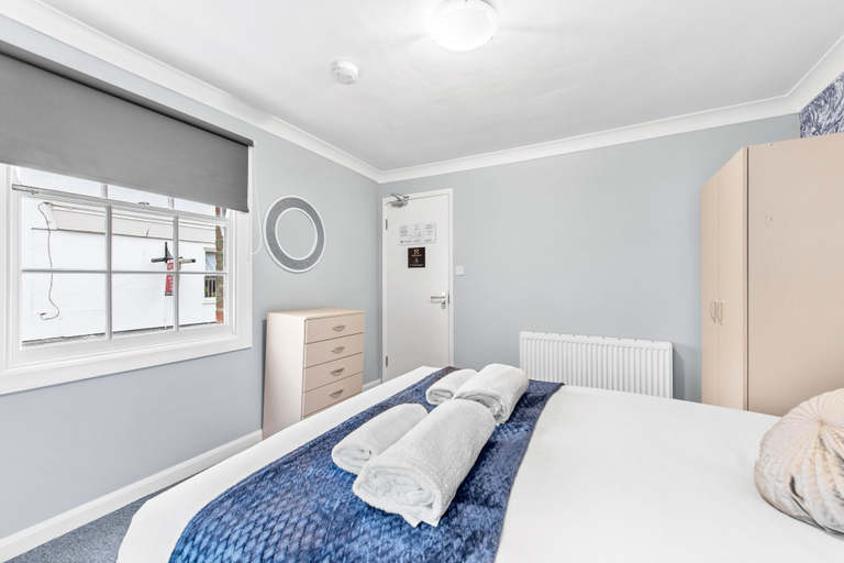 Bedroom 2, Town House Rooms, Lincolnshire