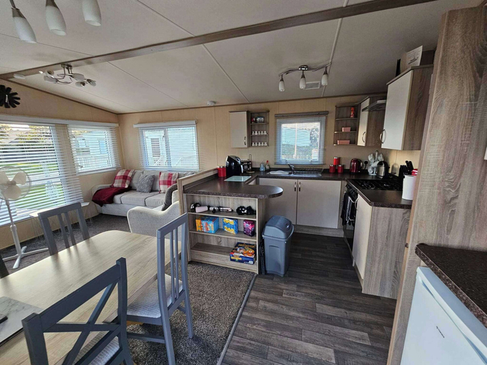 Private kitchen 5, Jayden 3 bed Balcony, Denbighshire
