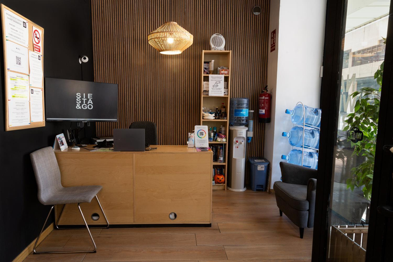 Public Area, Siesta & Go - Hostel, Madrid