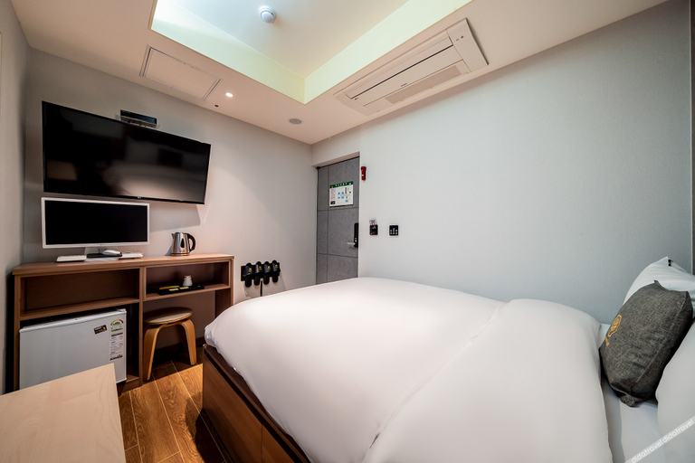 Bedroom 2, Yeonsinnae Mac, Eun-pyeong