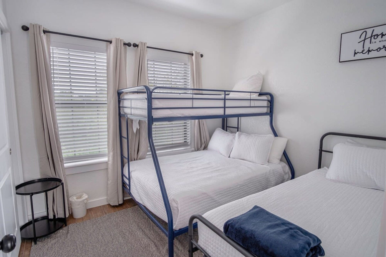 Bedroom 5, Brand NEW 4 Stylish 3BR Near Exciting Downtown, Bexar