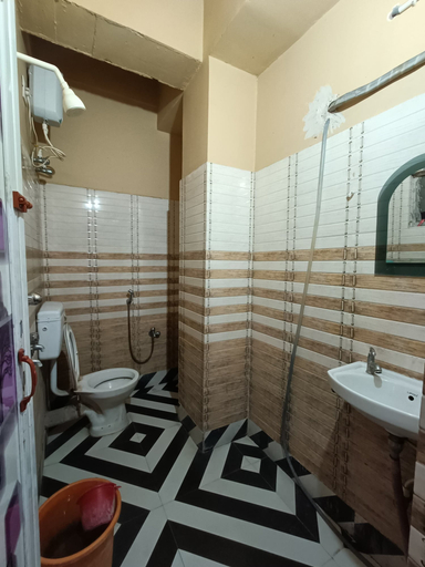 Bathroom 3, Deteex Hotel Duex, North 24 Parganas