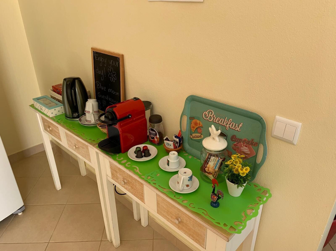 Food & Drinks 4, Blue Moon Guesthouse, Lagos