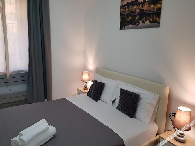 Bedroom 5, The Shelter in Rome, Rome