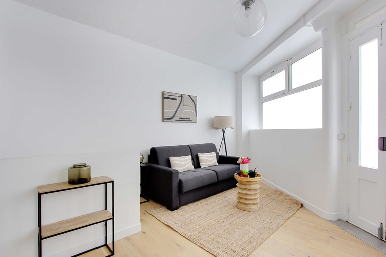 Others 1, Modern apartment for 4 people, Paris