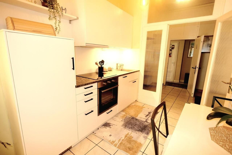 Others 5, Albergo Al Battello, Lugano