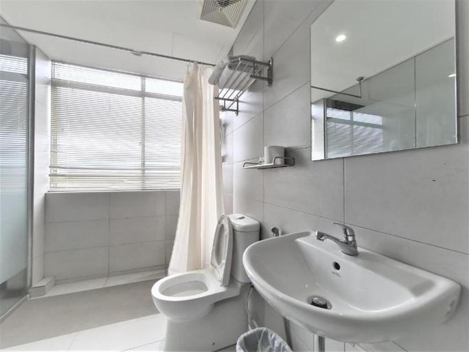 Bathroom 5, Merdeka Hotel Kluang, Kluang