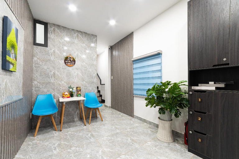 Others 4, Bui Vien Beats - Balcony & Netflix Studio, D1, District 1