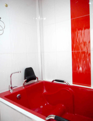 Bathroom 3, Hotel El Cristal, Maripí