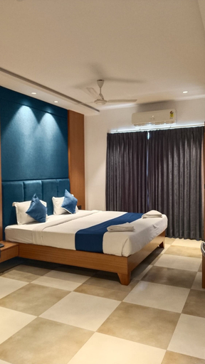 Bedroom 4, Hotel Prince Garden Daman, Daman
