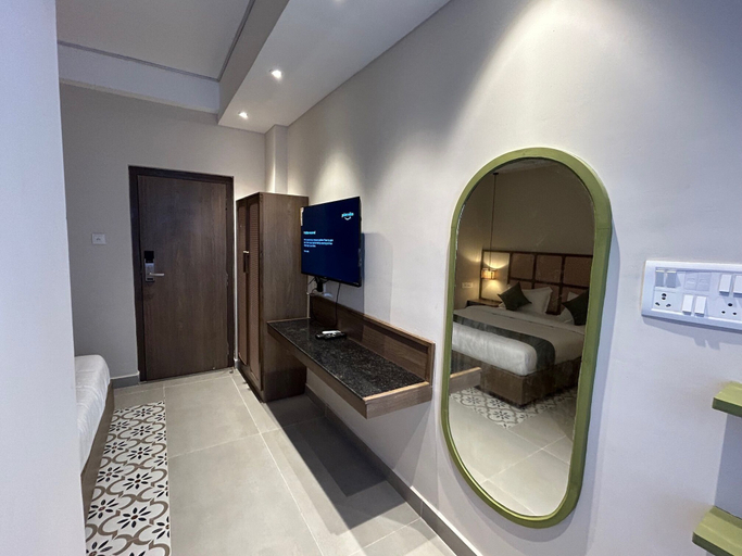 Bathroom 4, KALOS HOTEL, Kancheepuram