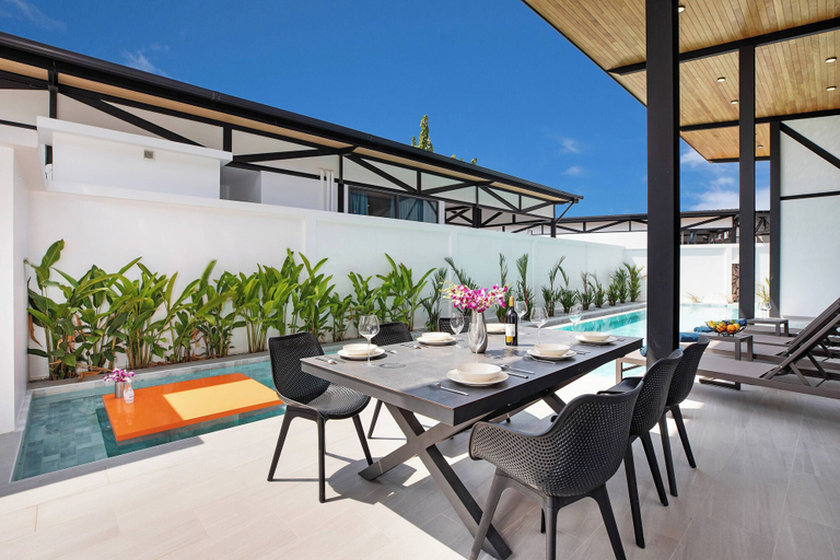Food & Drinks, 17m Oxygen Pool Villa Sunset Garden 11, Pulau Phuket