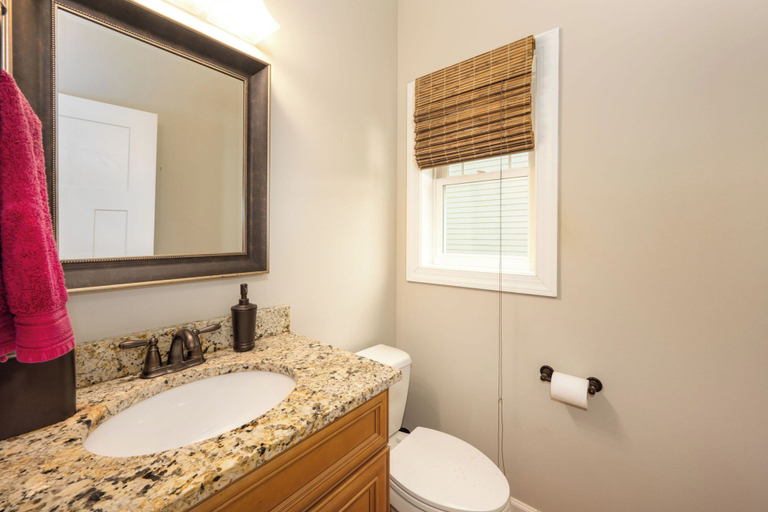 Bathroom 3, Gold Leaf Walkway, Buncombe