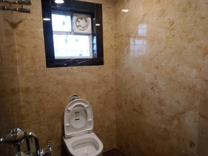 Bathroom, DETEEX AVINABA INN, North 24 Parganas